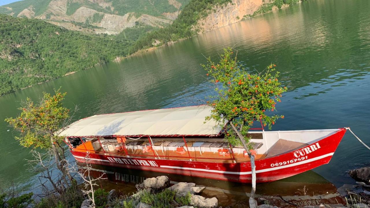 Hotel Kulla E Vjeter Koman Exteriér fotografie